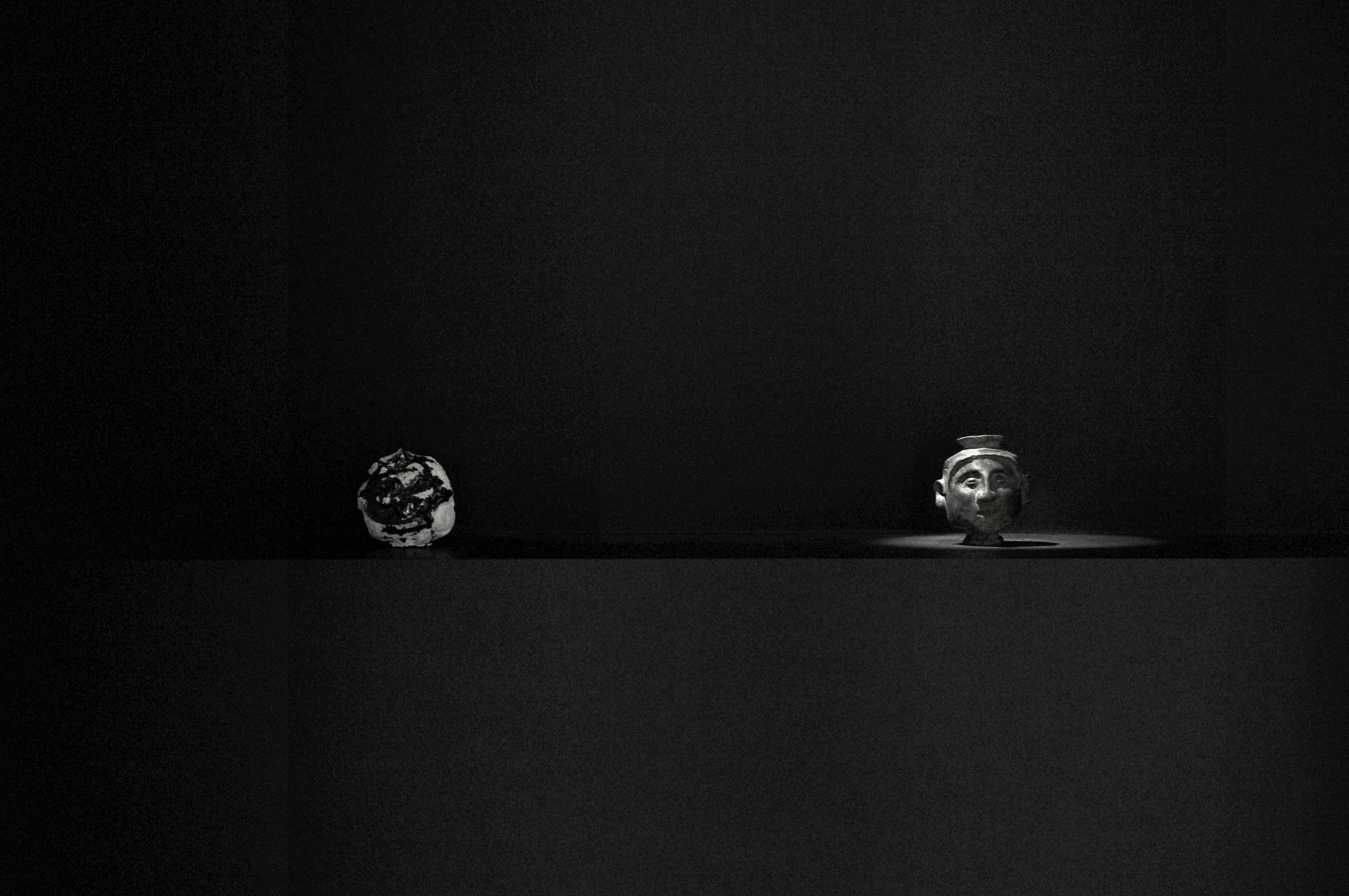 Pauline Bazignan, Ni fleurs ni batailles, musée d'Art moderne de Fontevraud Pauline Bazignan, Ni fleurs ni batailles, musée d'Art moderne de Fontevraud