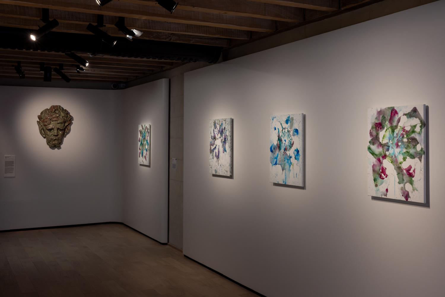 Emile Muller / Pauline Bazignan, Ni fleurs ni batailles, musée d'Art moderne de Fontevraud Emile Muller / Pauline Bazignan, Ni fleurs ni batailles, musée d'Art moderne de Fontevraud